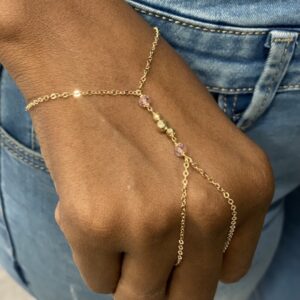 Chaine de main pierre rose